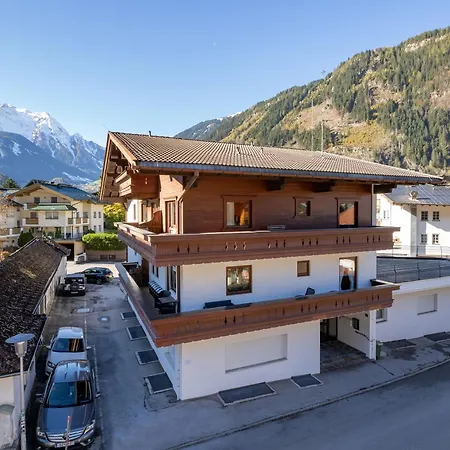 Chalet - Appartements Julitta Apartment *