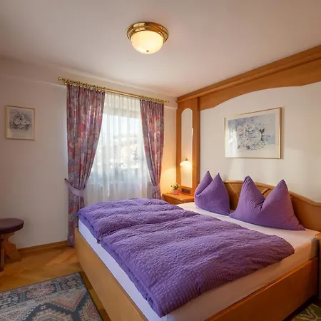 Chalet - Appartements Julitta Mayrhofen