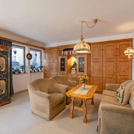 - Julitta * Mayrhofen